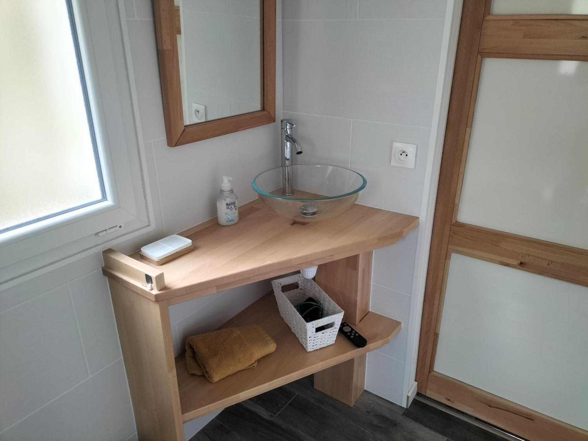 Appartement Entier 3 Pieces Et Terrasse Mazieres-en-Gatine