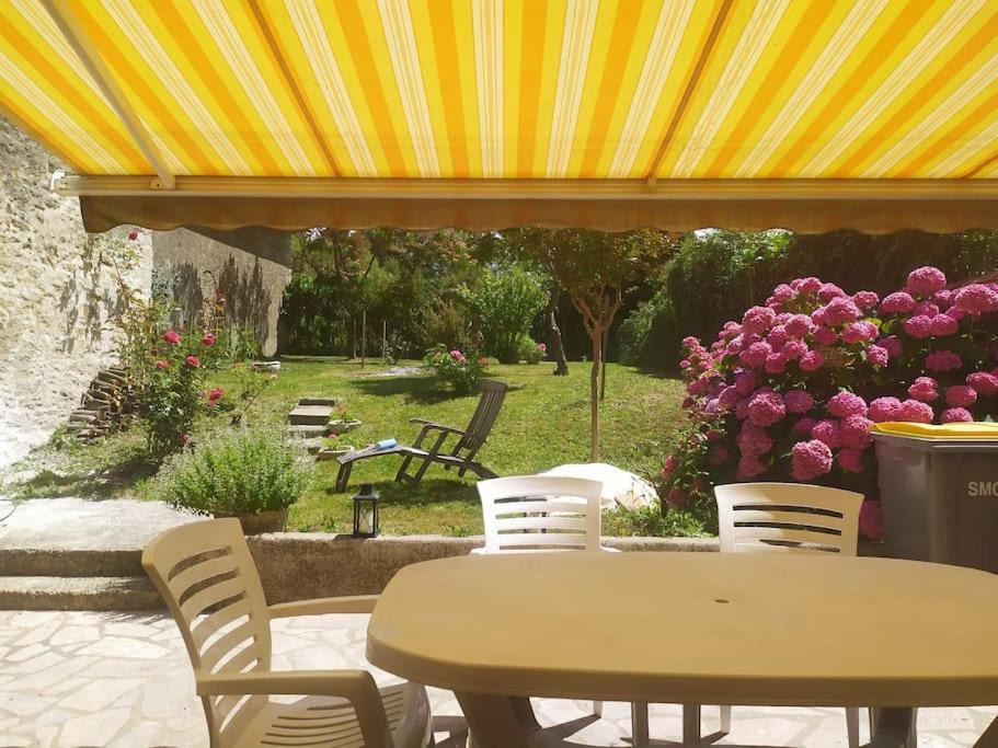 Entier 3 Pieces Et Terrasse Appartement Mazieres-en-Gatine